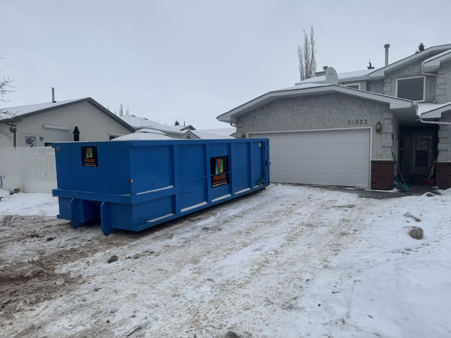 30 yard roll off construction bin